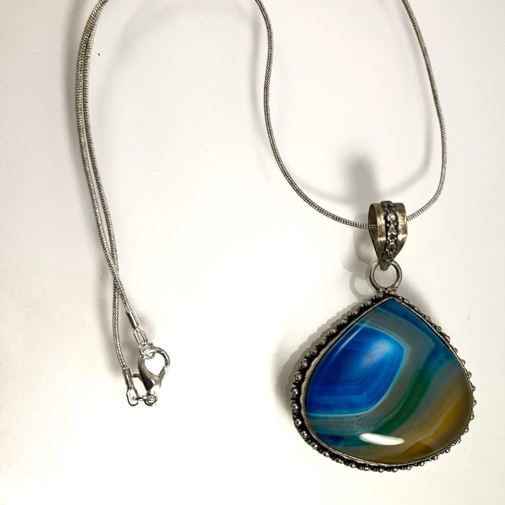 Stunning Blue and Gold Teardrop Pendant Necklace